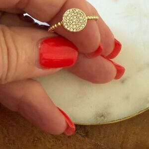 Elegant Gold and Pave Women's Ring